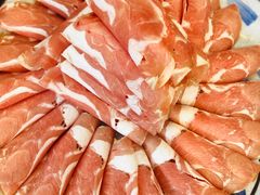 -毛辣果·贵州红酸汤牛肉火锅(西单店)