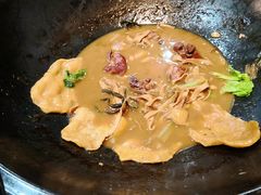 -三里屯土灶炖公鸡地锅鸡(江东店)