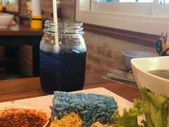 -蝶豆花蓝面条