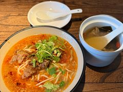 -新盈光·云会所(百丈东路店)