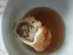 -香山胡记吴江路生煎(灵山路店)