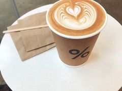西班牙拿铁-% Arabica阿拉比卡咖啡(武康路店)