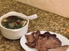 -磨沟沿老字号牛肉面·清真(金港城店)