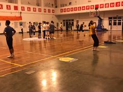 -浙江越秀外国语学院