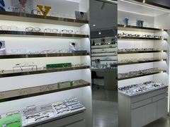 -视野联行眼镜蔡司·依视路官方授权店(顺城店)