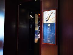 门面-YUE·6·西式融合餐厅(外滩六号店)