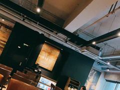 大堂-星巴克(上海虹桥南丰城办公楼店)