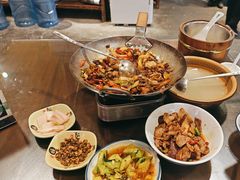 -富正毅三下锅·湘西韵味(天门山索道店)