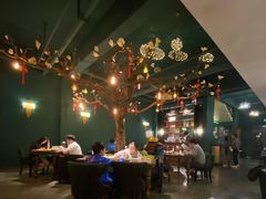 -梧桐树下(云锦世家店)