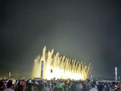 -东港音乐喷泉广场