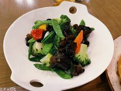 橄榄油炒田园时蔬-大树餐厅(大悦城店)