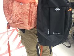 -迪卡侬(高新万达店)