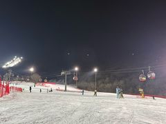 -中旅松花湖滑雪场