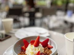 草莓慕斯-农畉LONFOOD(福田星河COCOPark店)