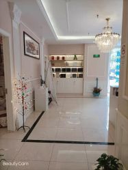 -Bollins波林丝•专研护发中心