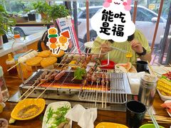 -哈尔滨小酒馆·鲜肉现穿自助烧烤(康新花园店)