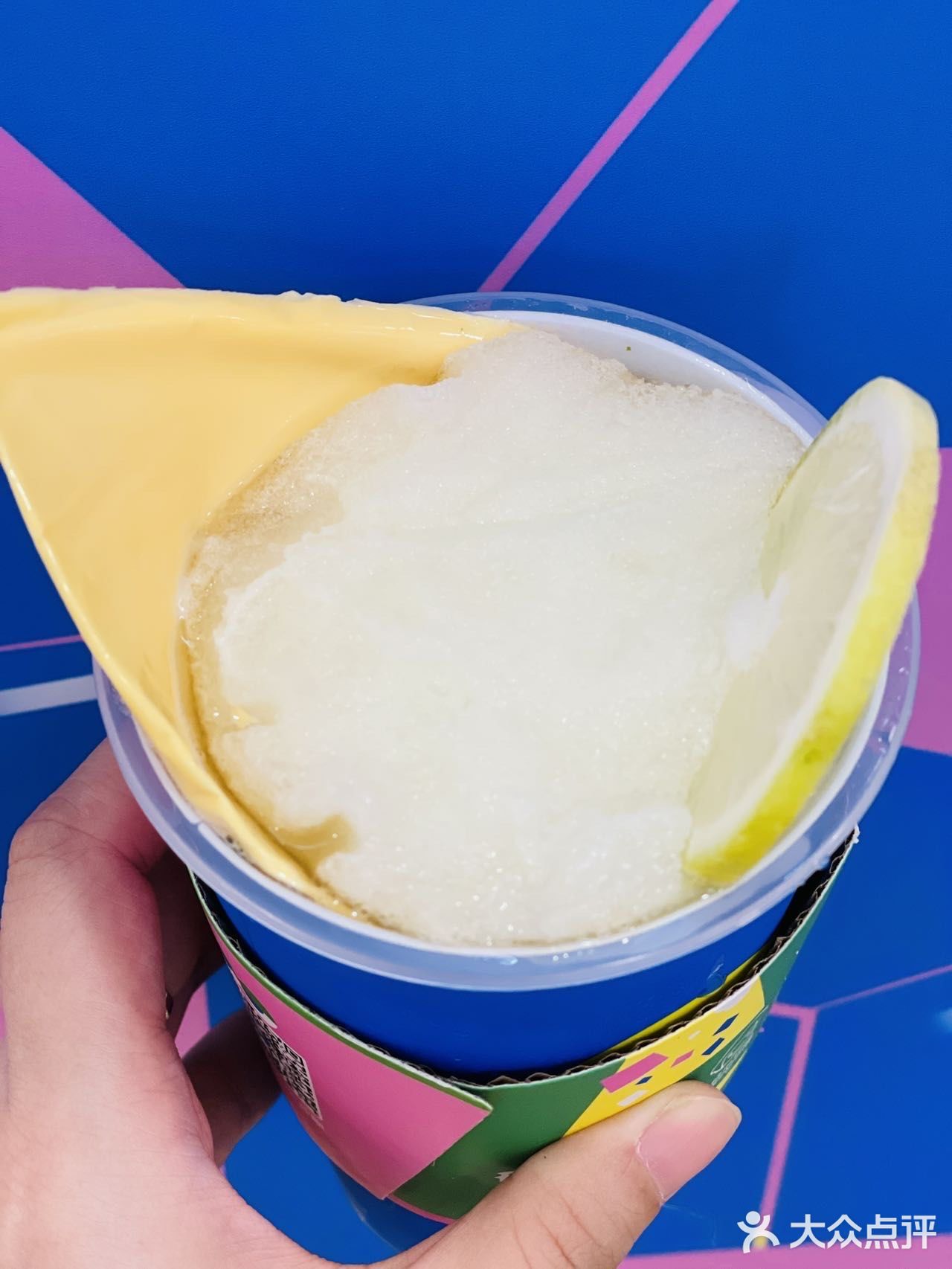 快乐柠檬和开心麻花的联名饮品💕yyds