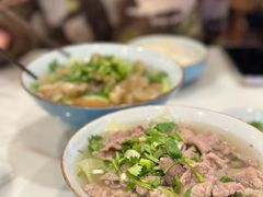 -犇逸·乐山跷脚牛肉·四川现炒(览海店)