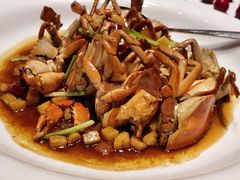 大青蟹姜葱炒-新荣记(南京西路店)