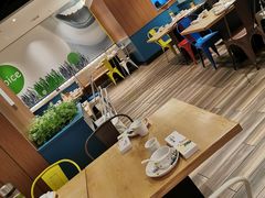 大堂-小鱼小牛·鱼牛干锅·脆鱼火锅(世欧广场店)