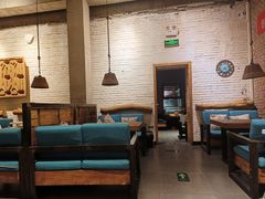 -苹果树下艺术餐厅(宋庄店)