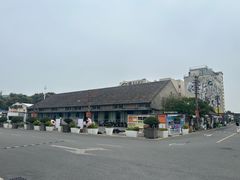 -云间粮仓