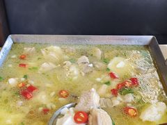 豆花鸡-自贡盐帮菜·玩辣餐厅(樱花园西街店)