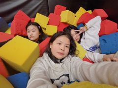 -爱蹦iBOON蹦床运动馆(江汉店)