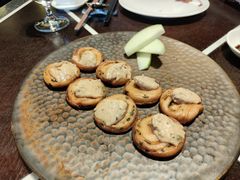 鸭肝酱伴葱油饼-杭州西子湖四季酒店·金沙厅