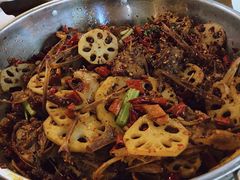 主打的干锅鸭头-安诚居干锅鸭头(八角店)