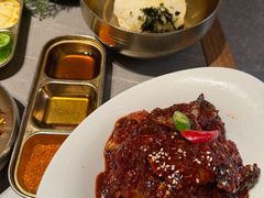 -草家酱蟹炭火烤肉店(珲春南路一店)