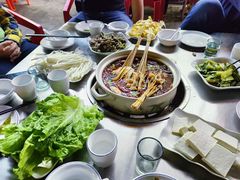 -清真·马坡烧烤涮牛肚·酸浆火锅(新区总店)