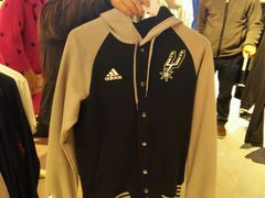-adidas(正佳广场店)
