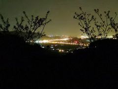 -鬼笑石后山停车场