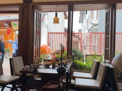 -菌自由丨野生菌火锅特色庭院餐厅(丽江古城店)