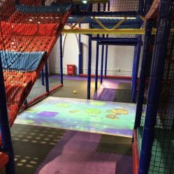 -动力星球家庭亲子游乐中心