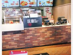 -肯德基(珠峰店)