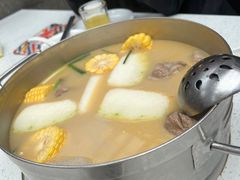 -肥仔文澳门猪骨煲(南京西路店)