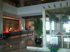 洒店大堂-天津滨海圣光皇冠假日酒店
