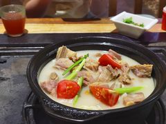 -有一锅·野生菌黑山羊腊排骨火锅(古城北门店)