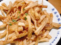 咸蛋黄炒茄子-吃饭皇帝大(解放西路店)