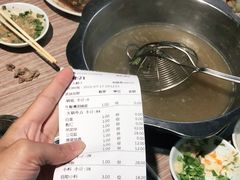 -潮汕牛肉火锅