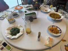 -贝勒爷·酥不腻烤鸭