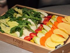 -左庭右院鲜牛肉火锅黑金店(陆家嘴中心店)