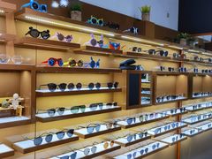 -罗伯特眼镜·蔡司官方授权(罗湖国贸店)