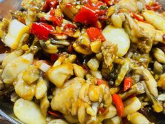 牛蛙爱上虾-小民大排档(光谷店)