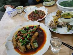 -洪霞餐馆