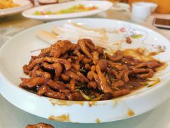 -鑫巴蜀小镇 · 水煮鱼专研店(玉桥店)