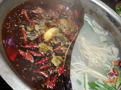 -宽板凳老灶火锅(南礼士路店)