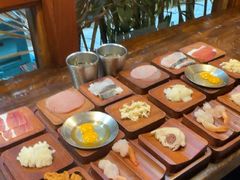 -银米·云南传统过桥米线(双廊黑金冠店)